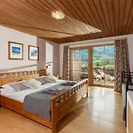 Bergner Alm Apartment Bruck an der Grossglocknerstrasse