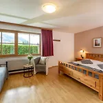 Bergner Alm Apartment Bruck an der Grossglocknerstrasse